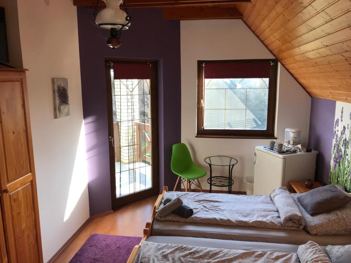 Apartamento Balaton Garden Balatongyörök Exterior foto