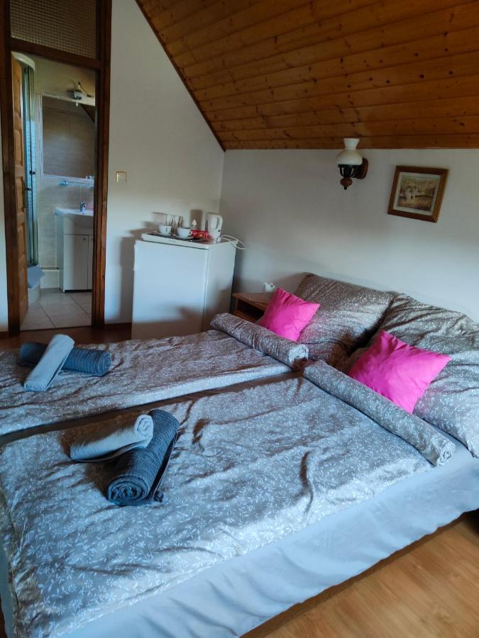 Apartamento Balaton Garden Balatongyörök Exterior foto