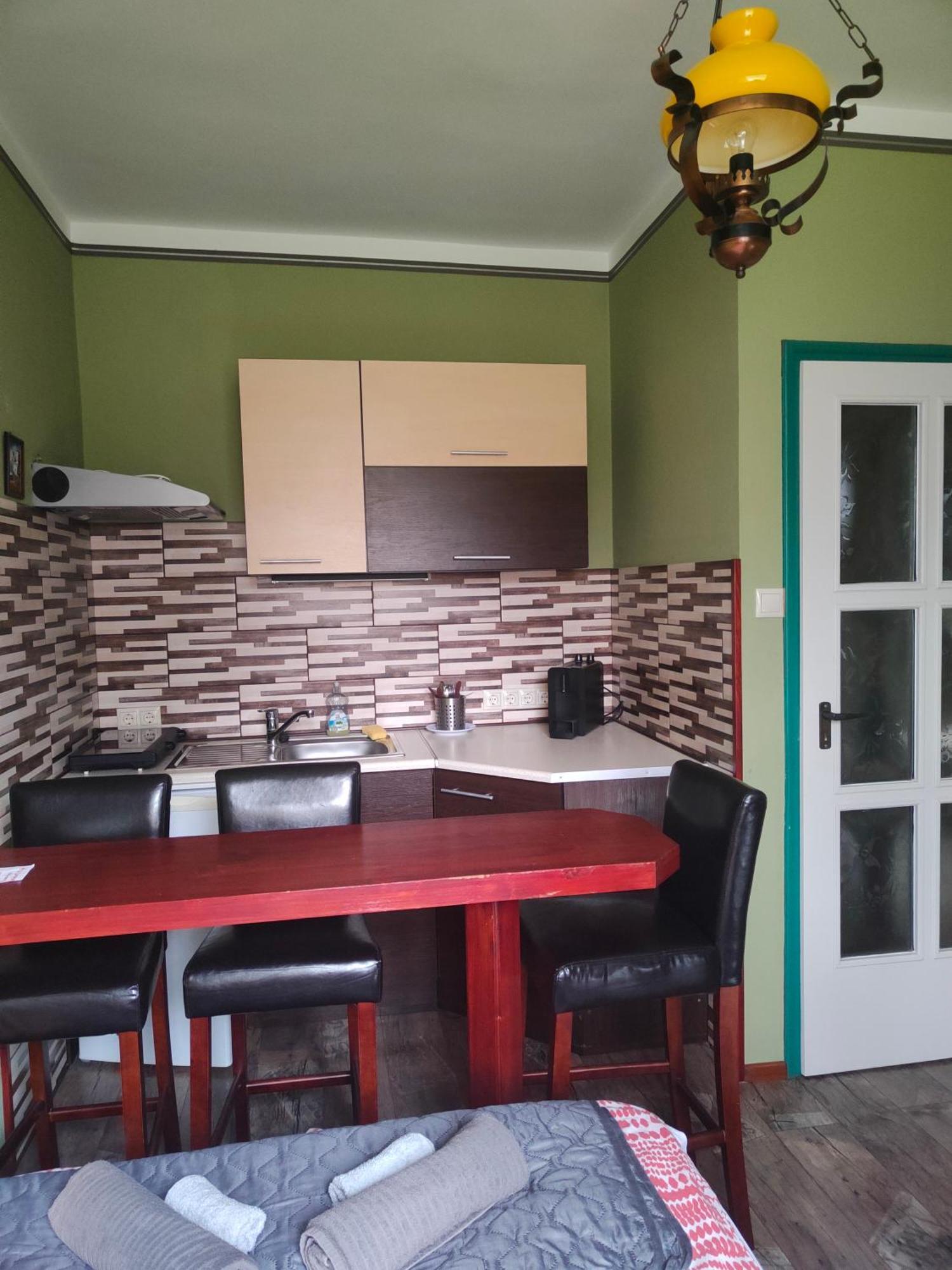 Apartamento Balaton Garden Balatongyörök Exterior foto
