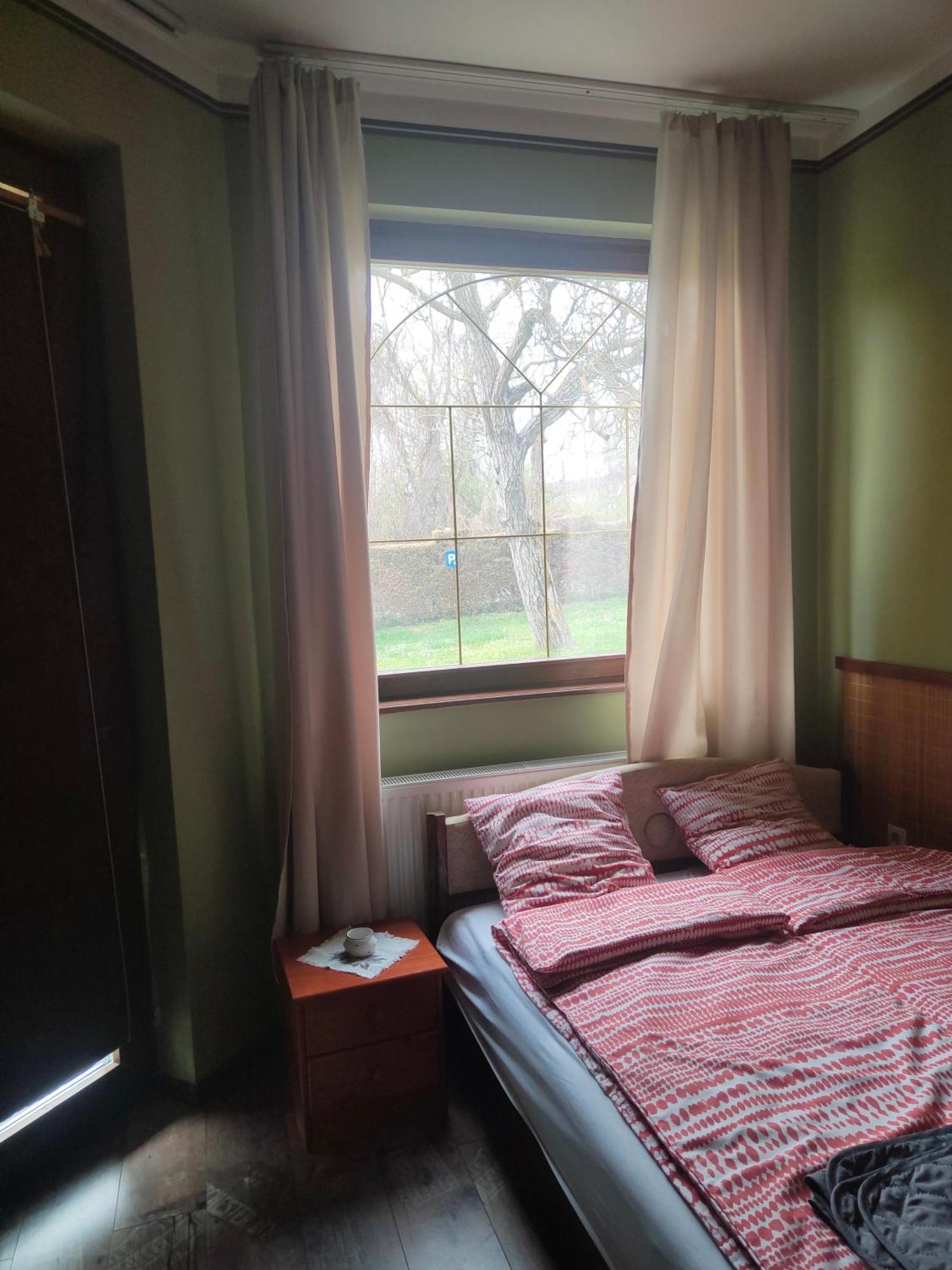 Apartamento Balaton Garden Balatongyörök Exterior foto