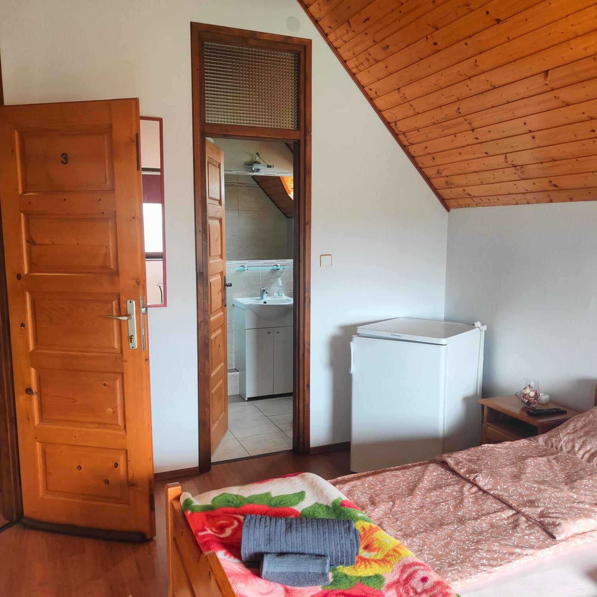 Apartamento Balaton Garden Balatongyörök Exterior foto