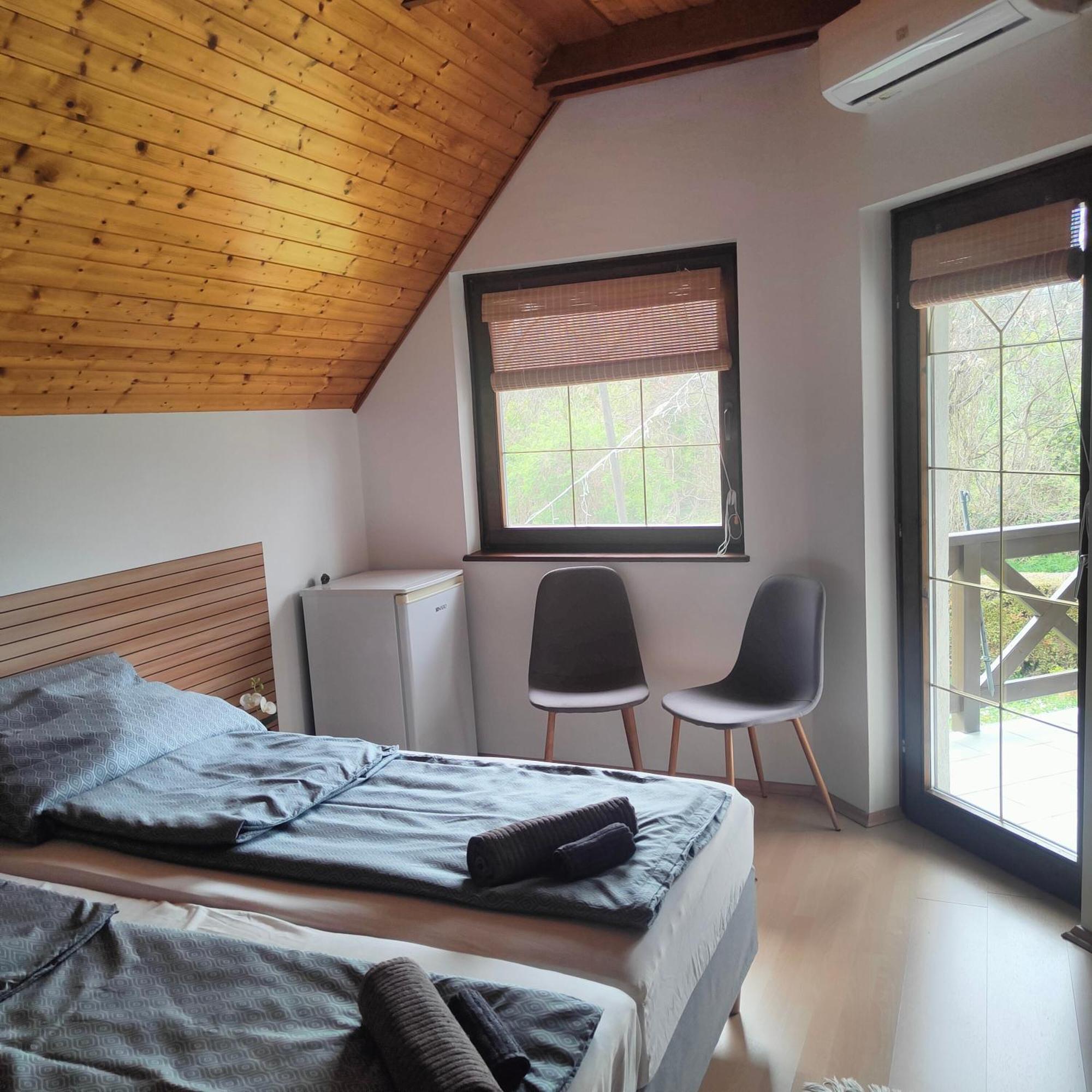 Apartamento Balaton Garden Balatongyörök Exterior foto